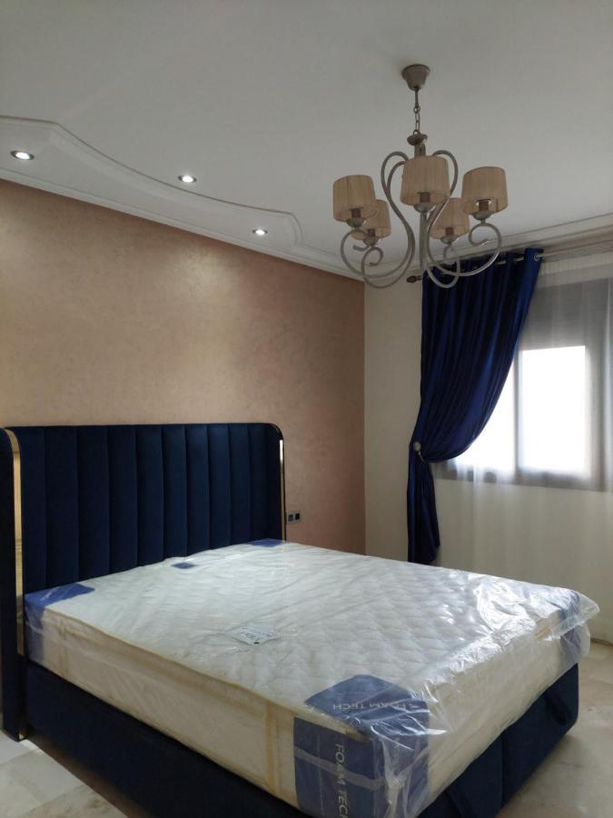 Residence La Corniche Etage 2 นาดอร์ ภายนอก รูปภาพ